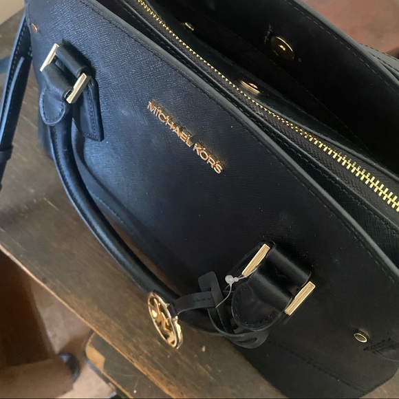 Michael Kors purse NWT - Picture 2 of 4